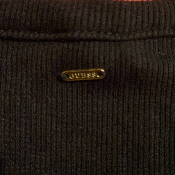 Black Guess Tank Top with notched out V at bottom of neck curve - Picture 6 of 6